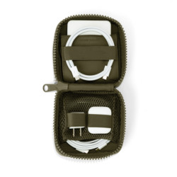 Dagne Dover Tech Organizer (travel)